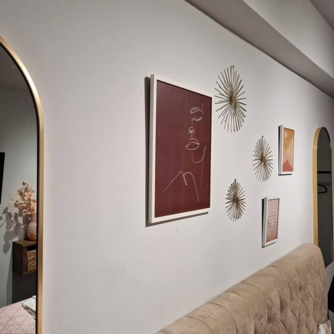 Stylish And Central Apt Near Acropolis - Avdi Square Athena Bagian luar foto