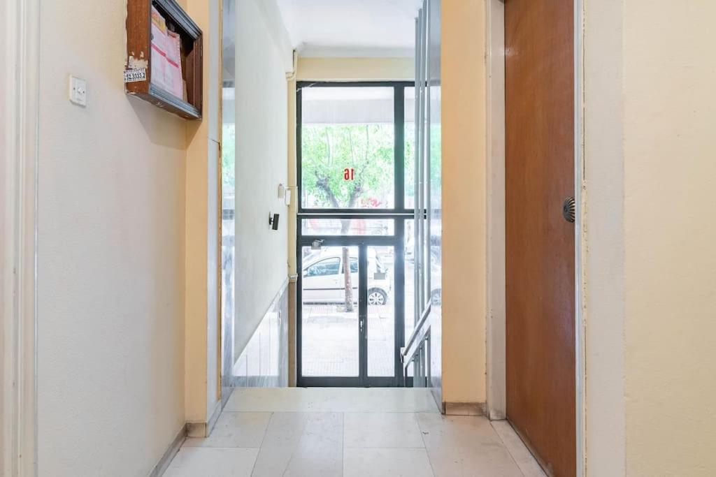 Stylish And Central Apt Near Acropolis - Avdi Square Athena Bagian luar foto