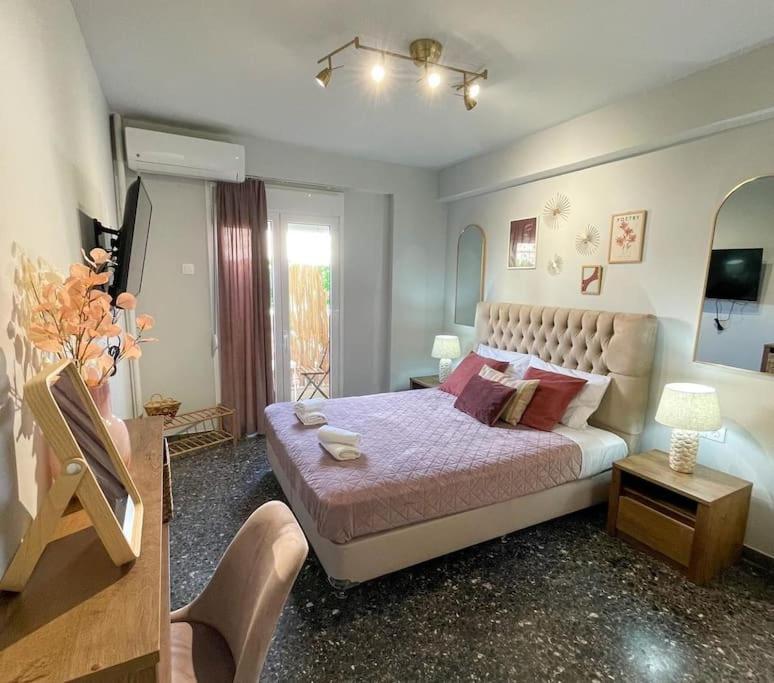 Stylish And Central Apt Near Acropolis - Avdi Square Athena Bagian luar foto